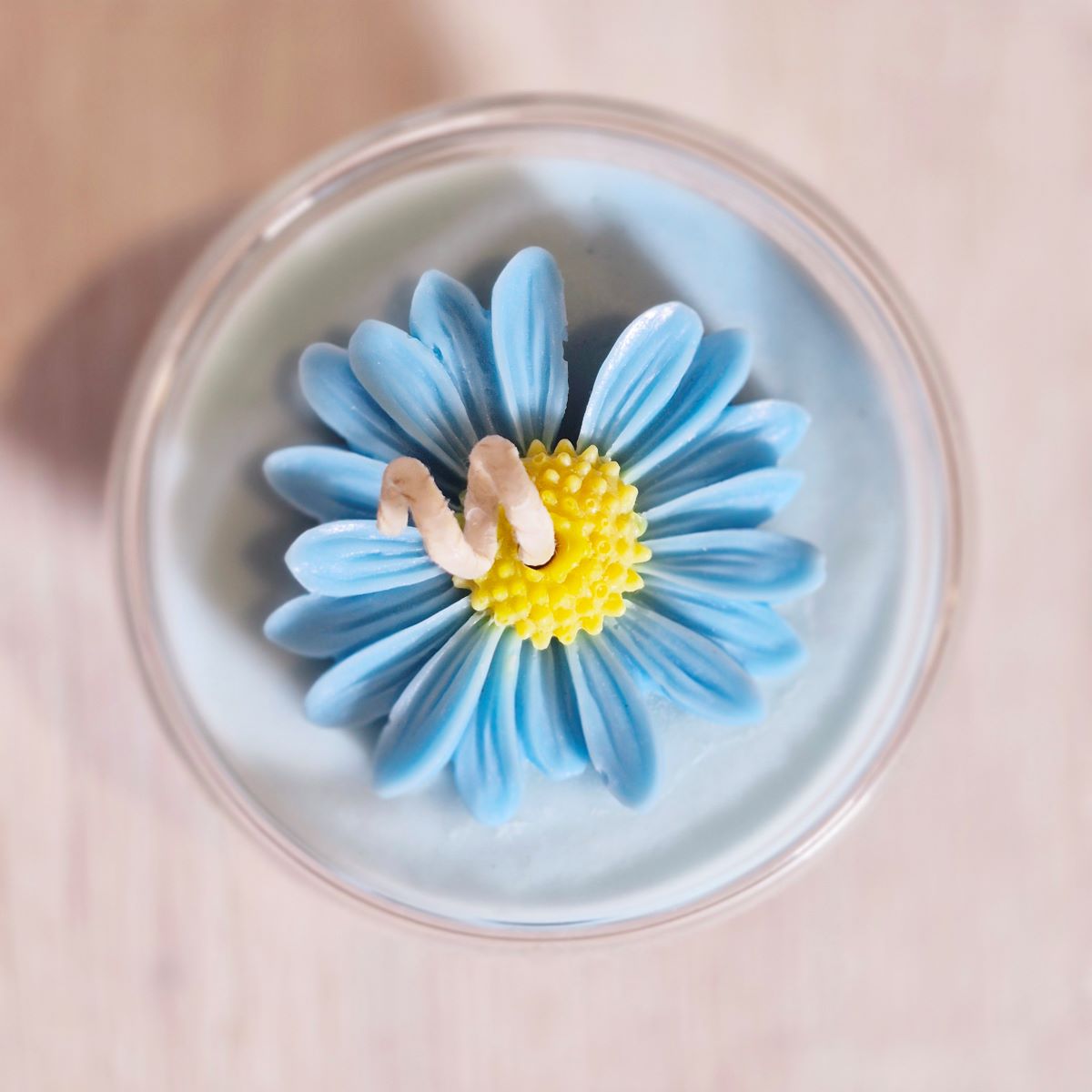 DAISY BLOOM - Floating Candle