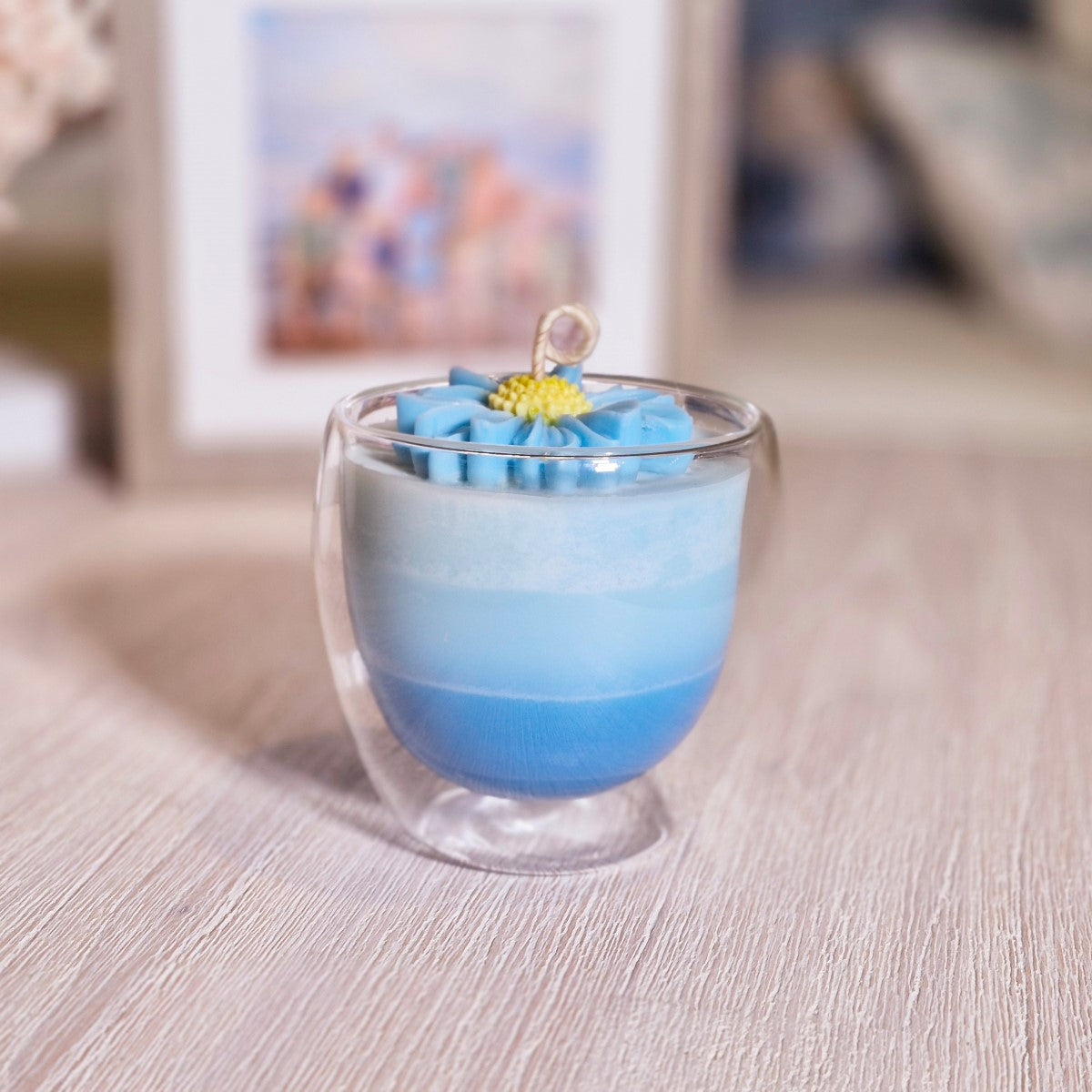 DAISY BLOOM - Floating Candle