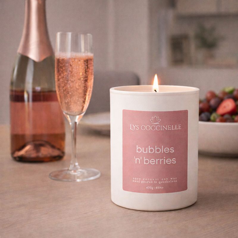 Bubbles 'n' Berries Candle (WSL - Champagne & Strawberries)