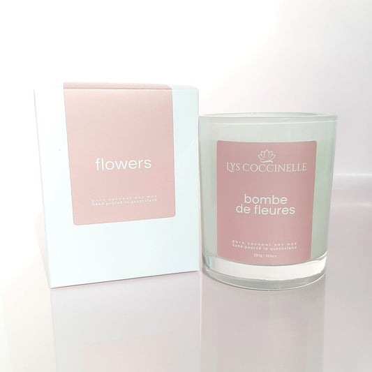 Flowers / Bombe de Fleures Candle